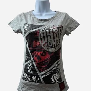 Gray Graphic Tee with Red & Black Skull Design